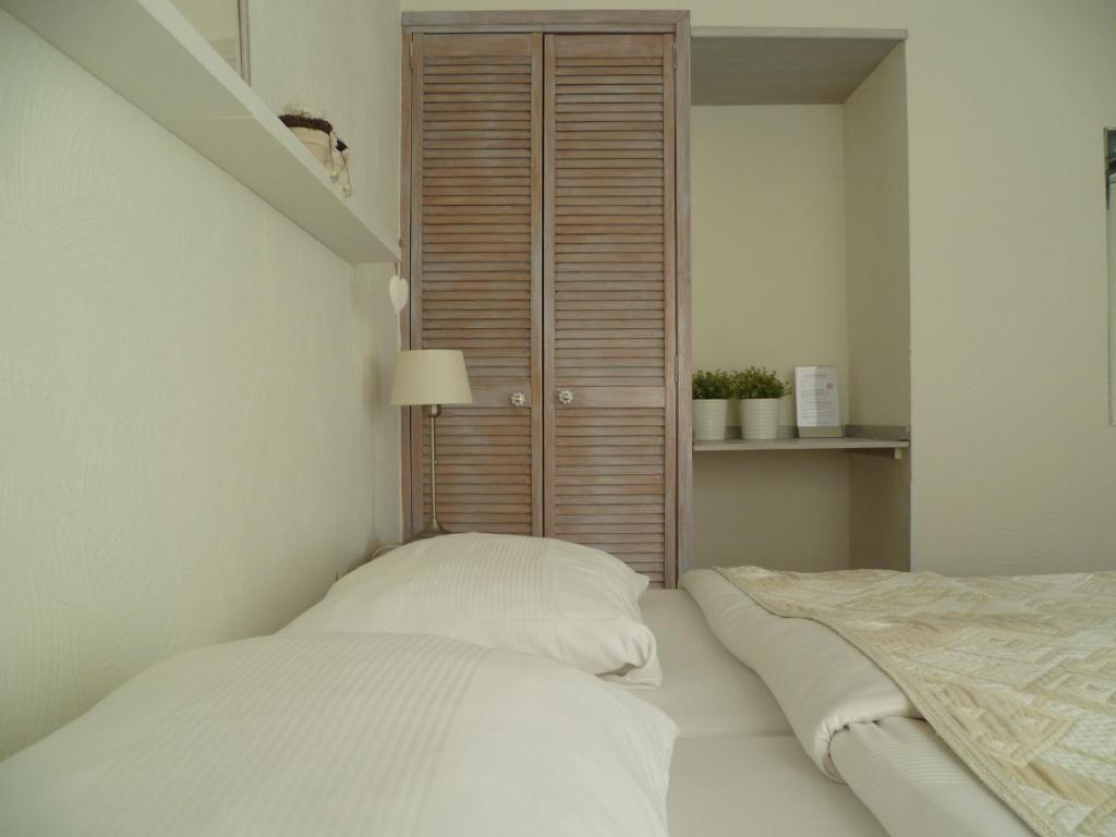 Hotel Pension Oranje Валкенбург Экстерьер фото